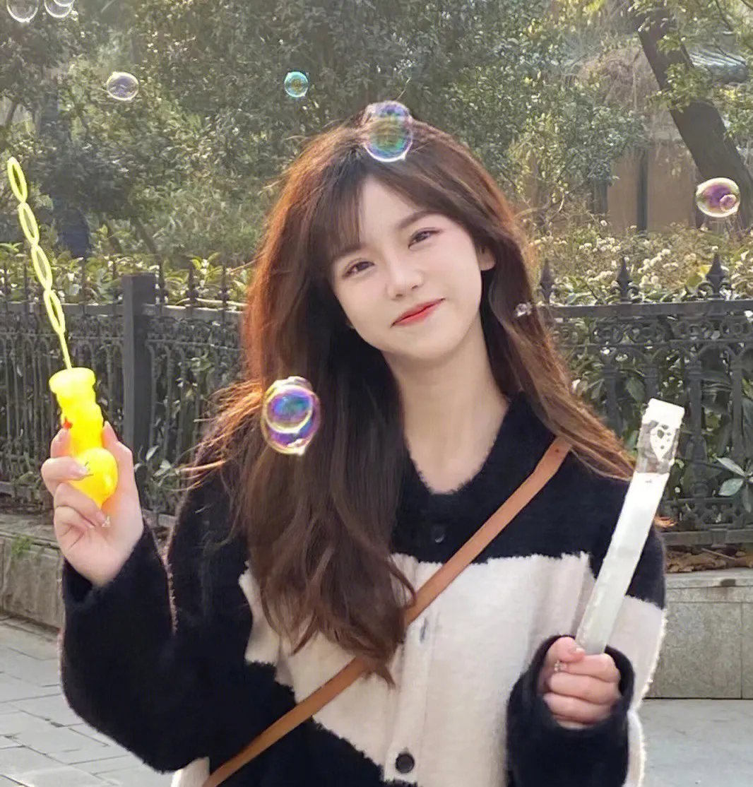 摩纳哥女孩